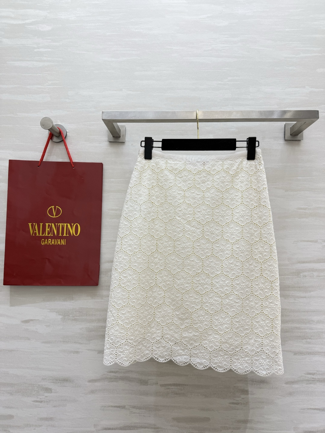 Valentin♡²⁶蕾丝A字半裙✨同系列配套蕾丝 成套穿搭绝美 重工镂空面料 内置衬裙不透 波浪花边下摆 温柔显瘦 高