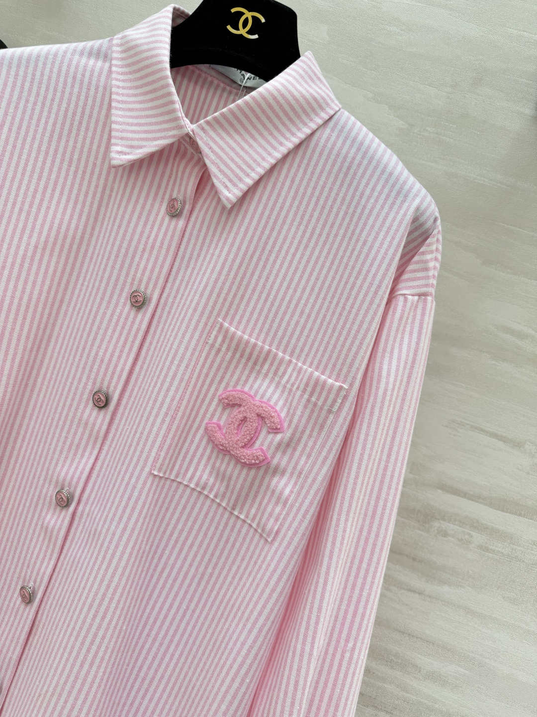 #Chane♡粉色条纹中古风衬衣 超级显肤白的颜色 高品质定制 现货首发size：36/38/40（38码肩宽：48，胸