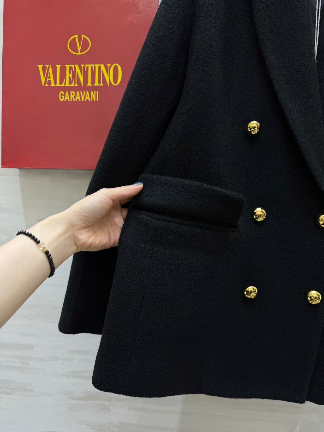 #Valentin♡新款 绵羊毛西装外套 高品质定制 现货首发size：S/M/L/XL（M码肩宽：40，胸围：100，