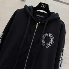 Chrome Hearts马蹄拉链连帽卫衣外套 经典马蹄大印花 前后双印花设计 双侧藤蔓袖印花 潮感十足 重磅纯棉毛圈 Chrome Hearts马蹄拉链连帽卫衣外套 经典马蹄大印花 前后双印花设计 双侧藤蔓袖印花 潮感十足 重磅纯棉毛圈