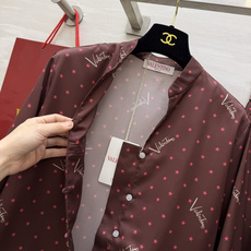 Valentin♡²⁶星星缎面套装|复古焦糖美到心巴 高定醋酸缎面自带柔光质感 丝滑垂顺 上身显贵显气质 复古深棕底色铺 Valentin♡²⁶星星缎面套装|复古焦糖美到心巴 高定醋酸缎面自带柔光质感 丝滑垂顺 上身显贵显气质 复古深棕底色铺