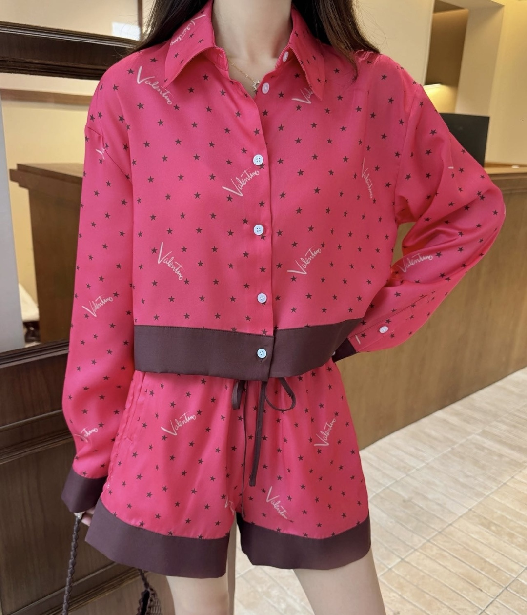NO:943567,,Valentino-clothing,valentino,19860909,华伦天奴-服装,valentino,,Women's clothing