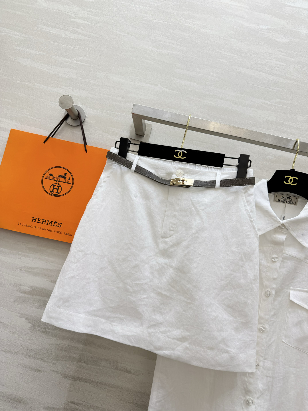 Herme♡²⁶亚麻无袖套装|松弛感天花板 甄选天然水洗亚麻面料 自带肌理褶皱 经典翻领无袖衬衫 双工装口袋设计 简约利 Herme♡²⁶亚麻无袖套装|松弛感天花板 甄选天然水洗亚麻面料 自带肌理褶皱 经典翻领无袖衬衫 双工装口袋设计 简约利