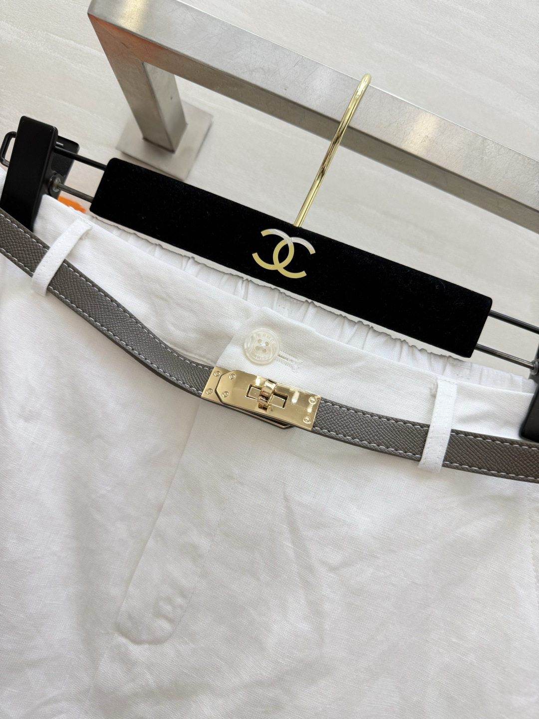 Herme♡²⁶亚麻无袖套装|松弛感天花板 甄选天然水洗亚麻面料 自带肌理褶皱 经典翻领无袖衬衫 双工装口袋设计 简约利 Herme♡²⁶亚麻无袖套装|松弛感天花板 甄选天然水洗亚麻面料 自带肌理褶皱 经典翻领无袖衬衫 双工装口袋设计 简约利