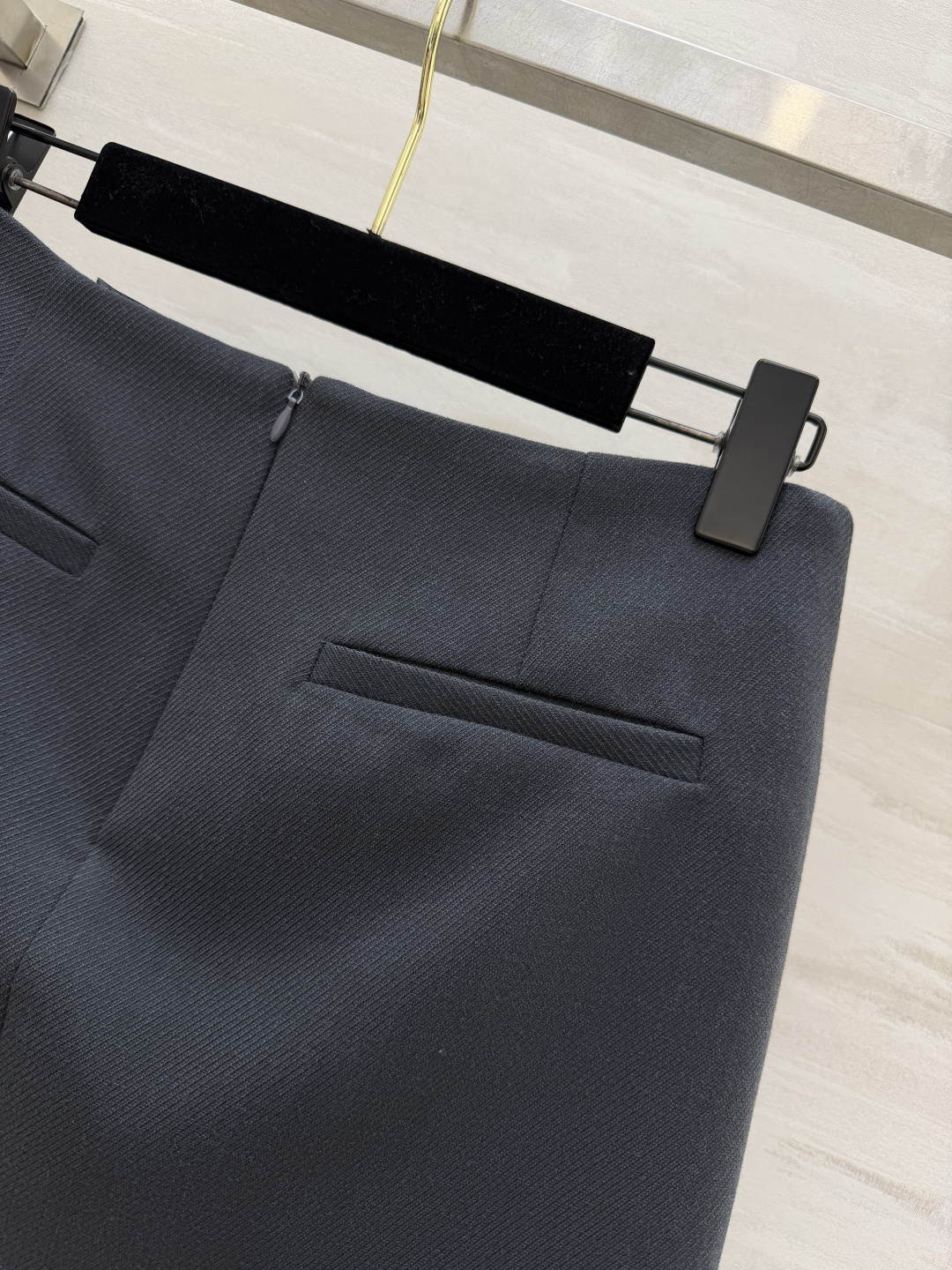 #Prad♡新款裤裙 俏皮时髦 内里防走光安全裤设计 立体剪裁版型 高品质定制 现货首发size：S/M/L/XL（M码