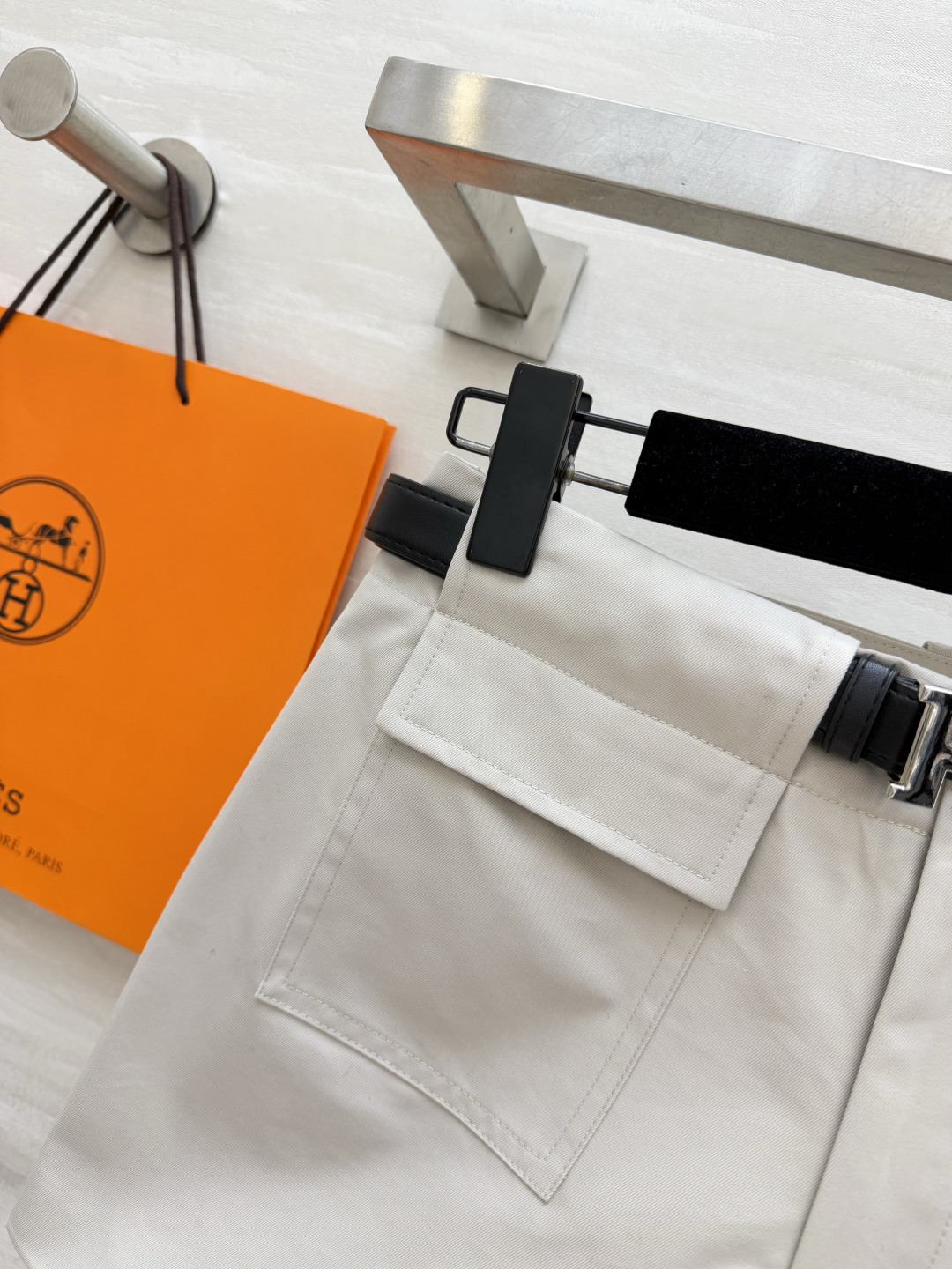 Herme♡²⁶工装高腰短裤 配送H扣金属腰带｜立体双口袋 挺括A字版型 藏胯显瘦 百搭浅灰通勤休闲两用 顺滑抗皱面料 