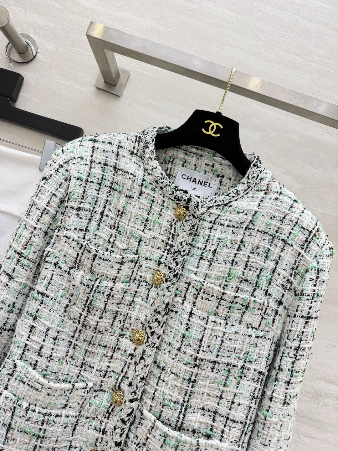 Chane♡²⁶薄荷绿金扣粗花呢外套 现货首发size：S/M/L（s码肩宽：40，胸围：100，衣长：49）