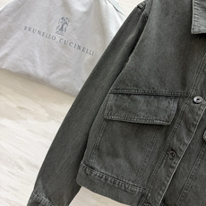 Brunello Cucinell♡²⁶水洗牛仔外套🍂复古温柔调调 打破牛仔沉闷感 做旧水洗工艺 色调柔和高级翻领大贴袋 Brunello Cucinell♡²⁶水洗牛仔外套🍂复古温柔调调 打破牛仔沉闷感 做旧水洗工艺 色调柔和高级翻领大贴袋