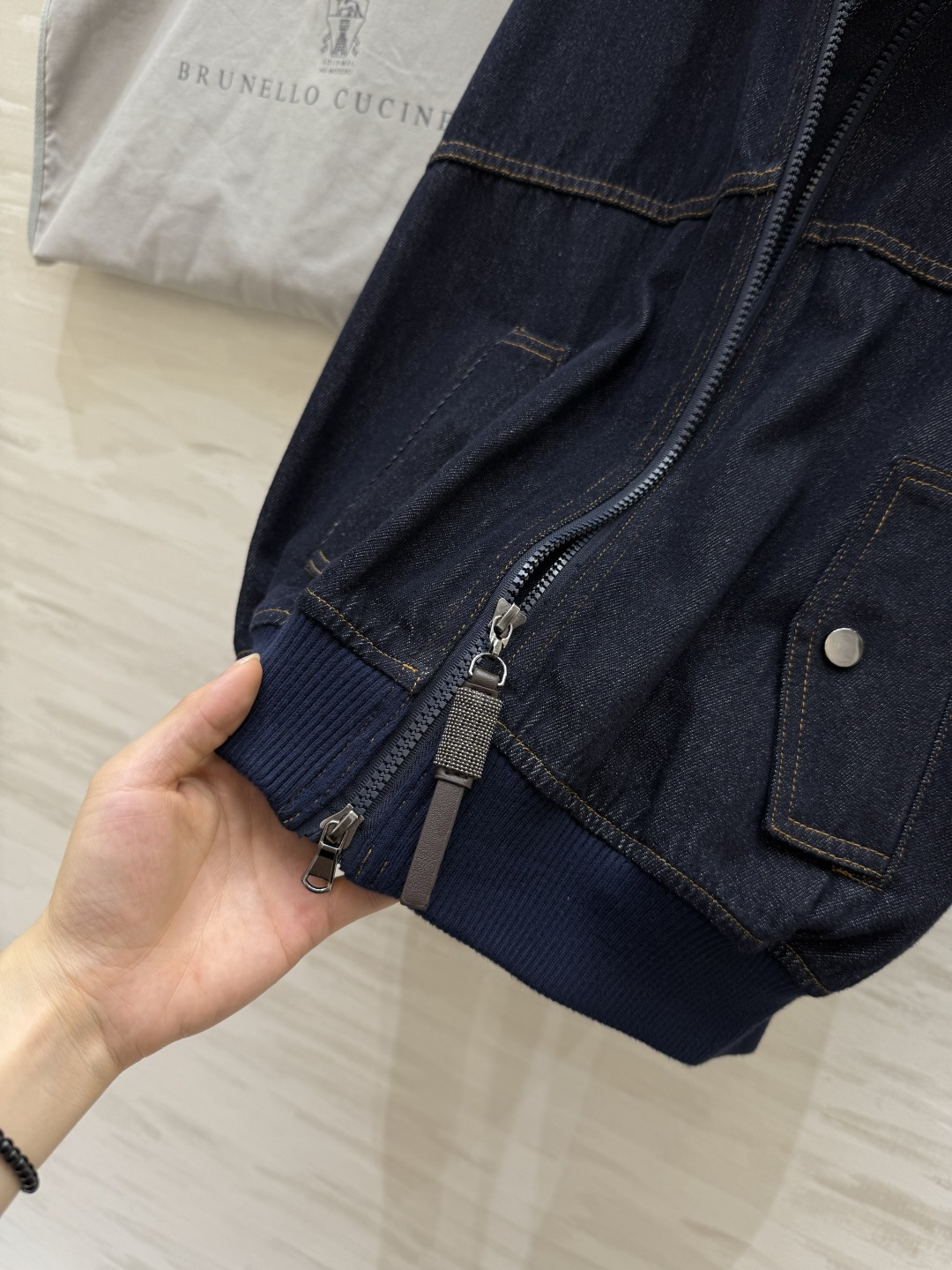 #Brunello Cucinell♡新款 牛仔夹克外套 高品质 现货来size：S/M/L（s码胸围：134，衣长：5
