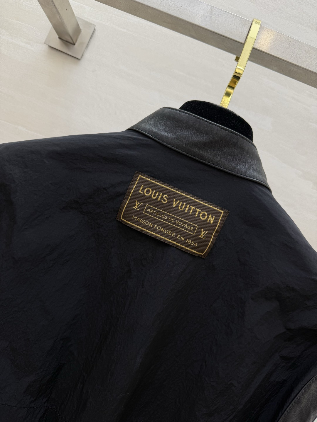 Lvvv²⁶纯色单排扣绵羊皮革立领马甲 原版对版开发 高品质定制 现货首发size：36/38/40（）