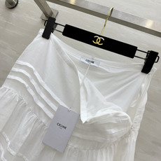 Celin♡²⁶白色分层亚麻半裙|温柔氛围感单品 通透亚麻面料 轻盈透气 自带柔和肌理感 多层风琴压褶拼接 蛋糕式分层裙 Celin♡²⁶白色分层亚麻半裙|温柔氛围感单品 通透亚麻面料 轻盈透气 自带柔和肌理感 多层风琴压褶拼接 蛋糕式分层裙