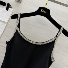 #Dio♡²⁶经典水钻吊带礼服连衣裙 黑白双色,解锁两种极致优雅🤍🖤 领口肩带满镶精致水钻,细闪高级氛围感拉满 侧边收褶 #Dio♡²⁶经典水钻吊带礼服连衣裙 黑白双色,解锁两种极致优雅🤍🖤 领口肩带满镶精致水钻,细闪高级氛围感拉满 侧边收褶