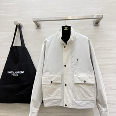 Ysl²⁶新款 翻领刺绣logo双面穿百搭休闲夹克外套 米白 藏蓝双面可穿 解锁多种风格!面料挺括度手感都超赞 翻领刺绣 Ysl²⁶新款 翻领刺绣logo双面穿百搭休闲夹克外套 米白 藏蓝双面可穿 解锁多种风格!面料挺括度手感都超赞 翻领刺绣