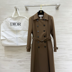 #DIO♡²⁶新款 双排扣长款风衣 高级大气 高品质定制 现货首发size:S/M/L/XL(s码肩宽:37,胸围:88 #DIO♡²⁶新款 双排扣长款风衣 高级大气 高品质定制 现货首发size:S/M/L/XL(s码肩宽:37,胸围:88