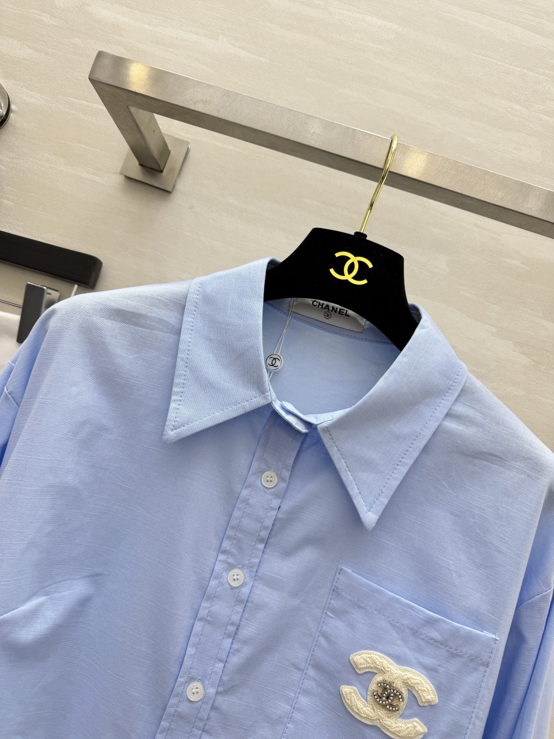 Chane♡²⁶三色棉麻衬衫|白|薄荷绿|浅蓝!治愈色系 显白又干净 经典翻领 宽松落肩版型 不挑身材 随性松弛 胸前口 Chane♡²⁶三色棉麻衬衫|白|薄荷绿|浅蓝!治愈色系 显白又干净 经典翻领 宽松落肩版型 不挑身材 随性松弛 胸前口