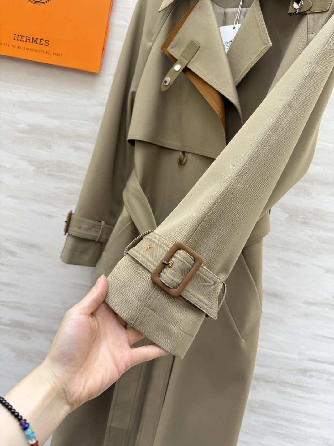 #Herme♡爆款撞色翻领长款风衣 高品质定制 现货首发size：S/M/L/XL（M码胸围：98，衣长：109）