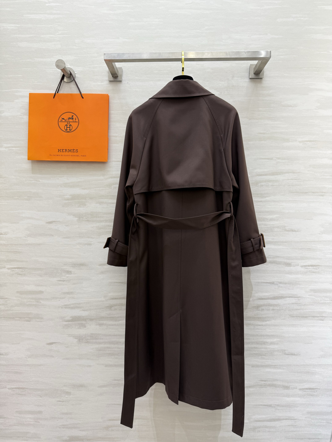 #Herme♡爆款撞色翻领长款风衣 高品质定制 现货首发size：S/M/L/XL（M码胸围：98，衣长：109）