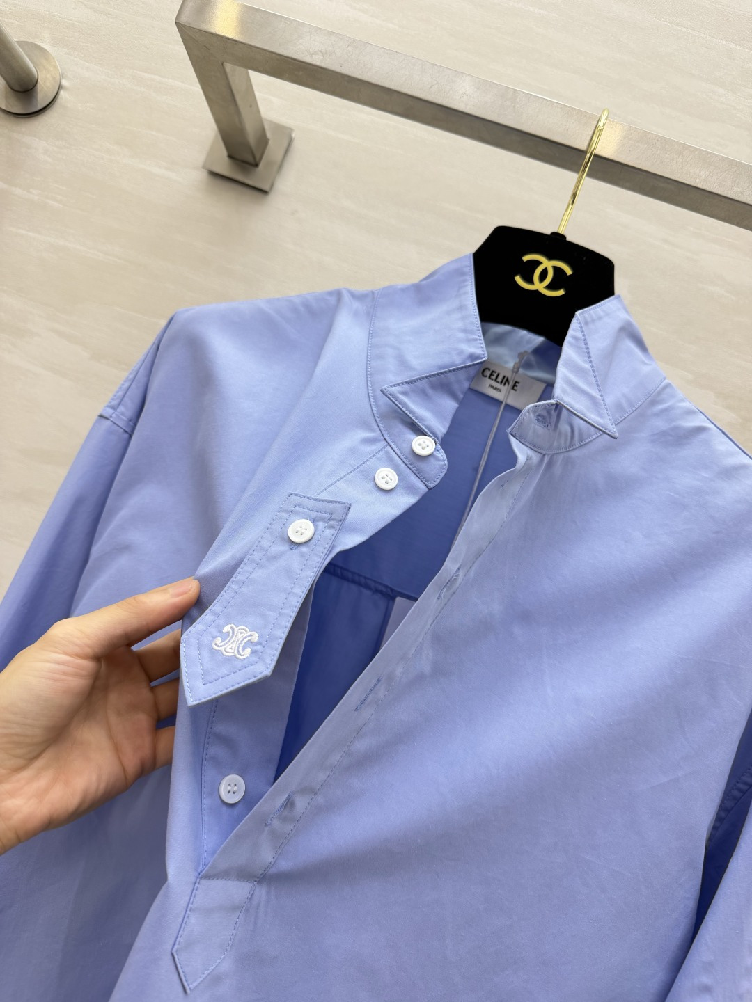 CELIN♡FALL²⁶新款飞机领衬衫🩵🤍高品质定制 现货首发size：S/M/L（S码肩宽：50，胸围：106，衣长：
