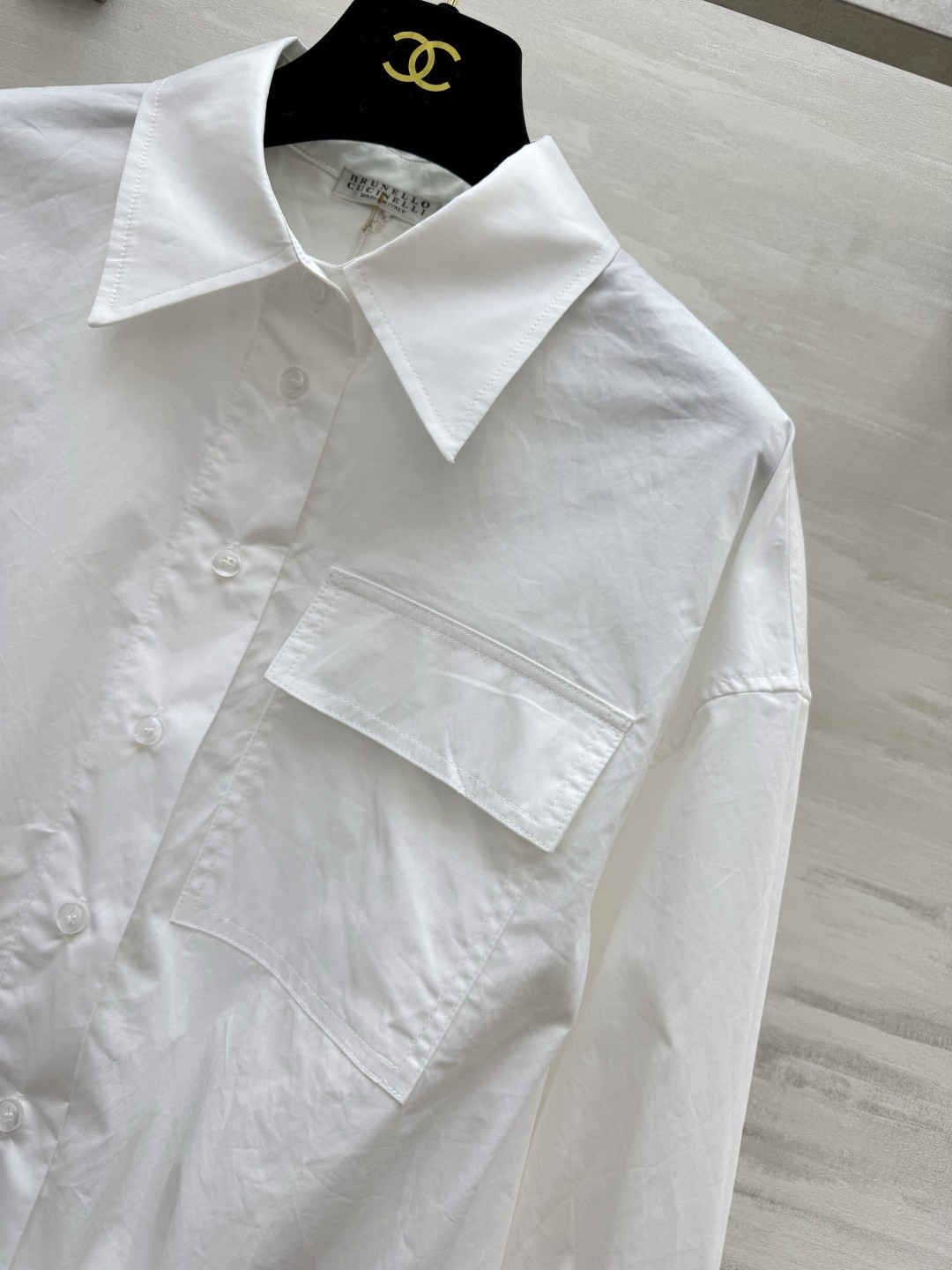 Brunello Cucinell♡²⁶抽绳短款棉质衬衫｜两色现货 高支棉面料 挺括透气 利落尖领 工装贴袋设计下摆抽绳