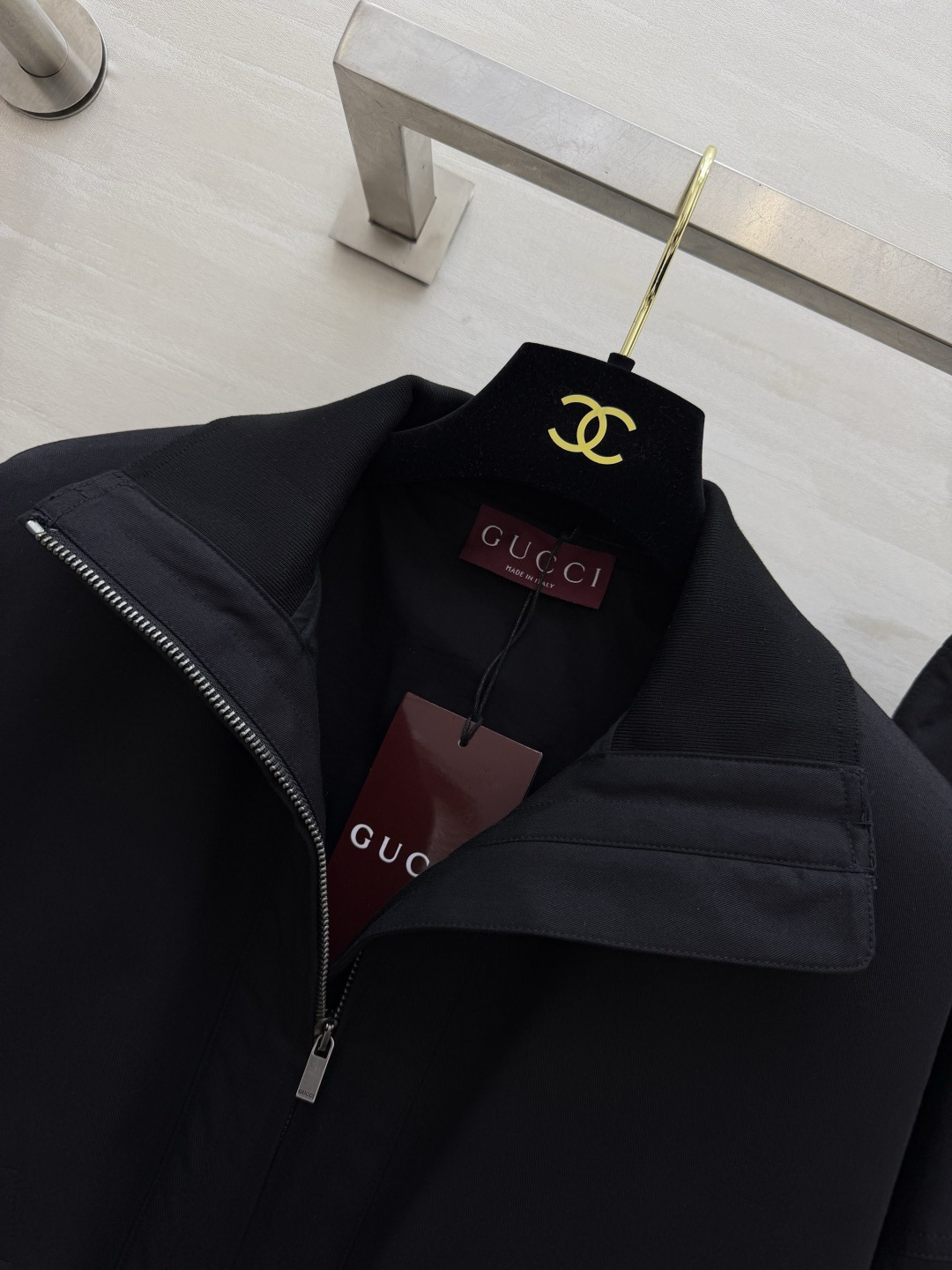 Gucc♡²⁶酷甜套装🖤立领夹克｜利落飒爽 伞摆A字半裙｜灵动柔美 休闲与优雅并存 成套即高级 单搭亦出彩 早秋拿捏松弛