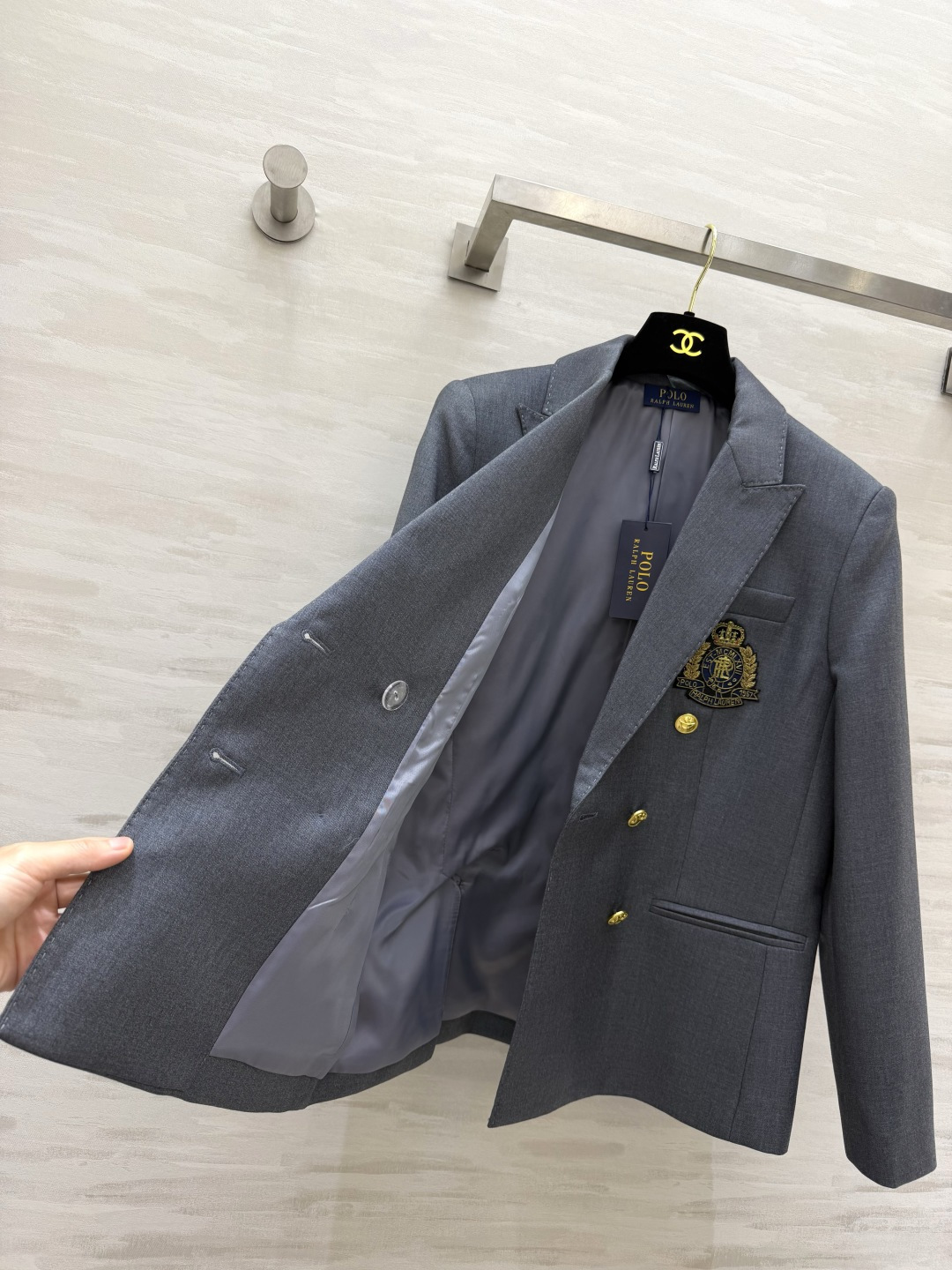 POLO²⁶学院风徽章双排金扣西装 藏青/高级灰双色 经典英伦学院调调 挺括垂顺羊毛混纺西装面料 版型利落有型 不易起皱