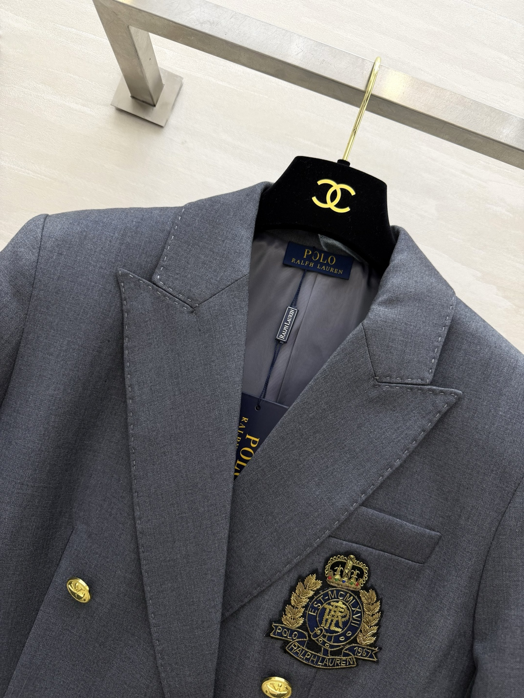 POLO²⁶学院风徽章双排金扣西装 藏青/高级灰双色 经典英伦学院调调 挺括垂顺羊毛混纺西装面料 版型利落有型 不易起皱