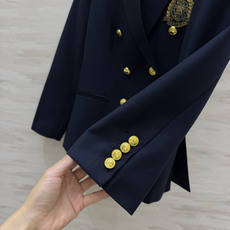 POLO²⁶学院风徽章双排金扣西装 藏青/高级灰双色 经典英伦学院调调 挺括垂顺羊毛混纺西装面料 版型利落有型 不易起皱 POLO²⁶学院风徽章双排金扣西装 藏青/高级灰双色 经典英伦学院调调 挺括垂顺羊毛混纺西装面料 版型利落有型 不易起皱