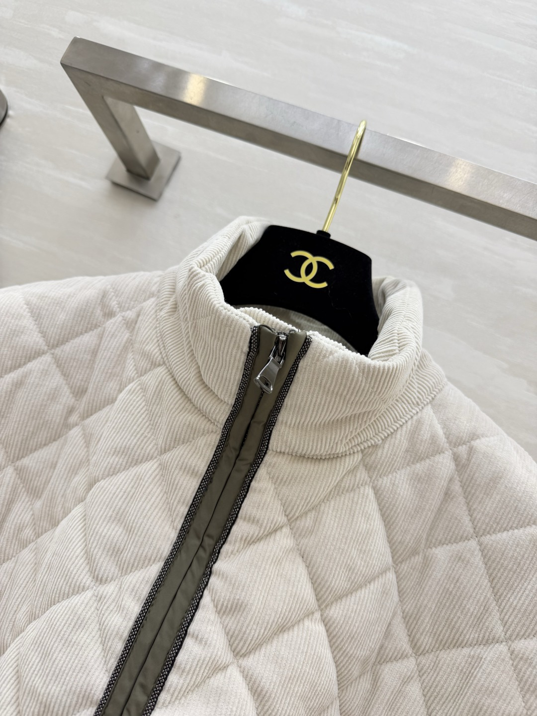 Brunello Cucinell♡²⁶不被驯服的优雅 菱格棉服斗篷马甲｜两色入 早秋氛围感叠穿神器 斗篷式无袖宽松版型