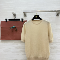 Loro Pian♡²⁶FW 罗纹圆领羊绒衫 高品质定制 现货首发size:S/M/L() Loro Pian♡²⁶FW 罗纹圆领羊绒衫 高品质定制 现货首发size:S/M/L()