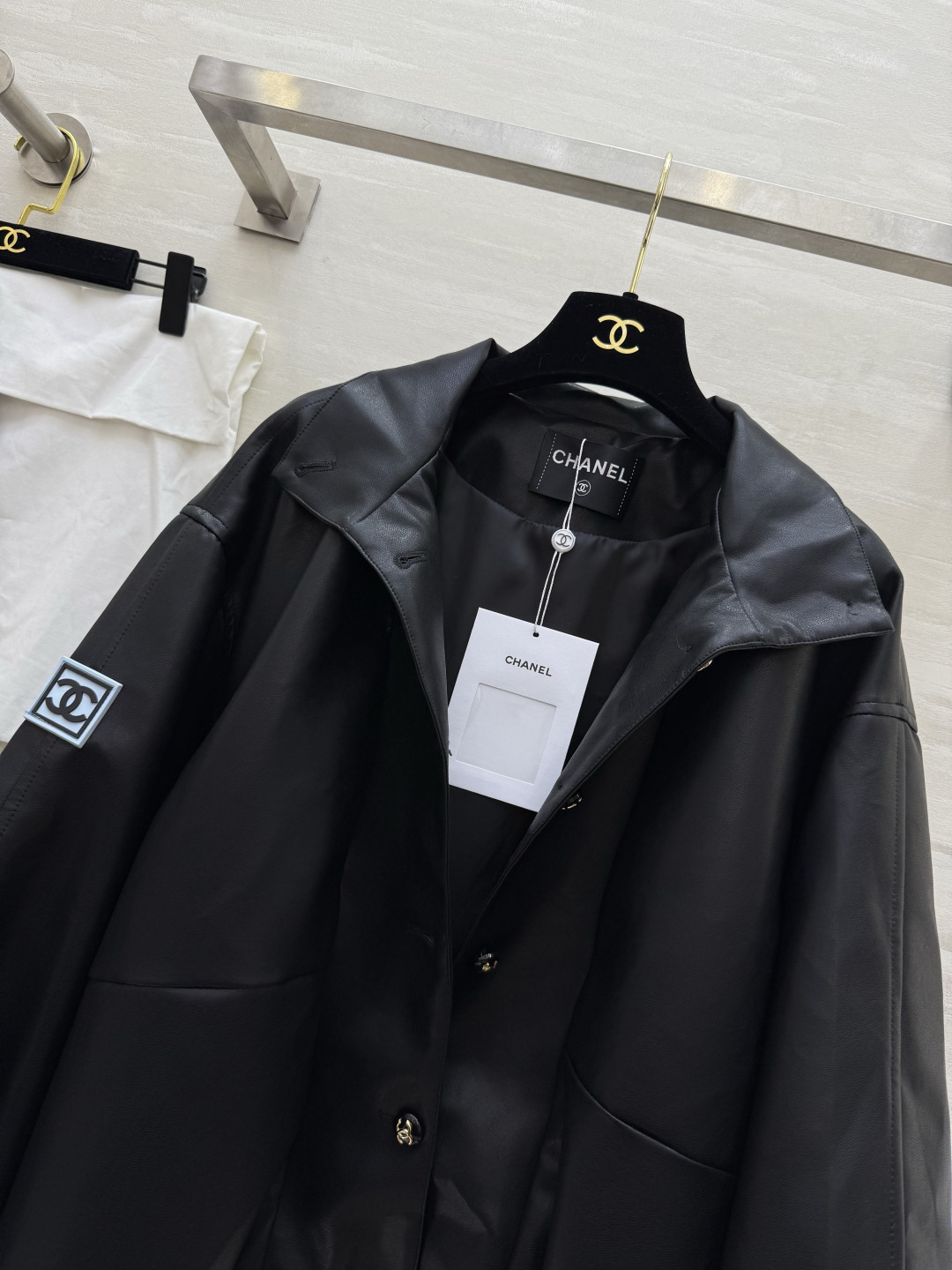 #Chane♡新款 中古系列 环保皮立领外套 高品质定制 现货首发size：36/38/40（38肩宽：54，胸围：14