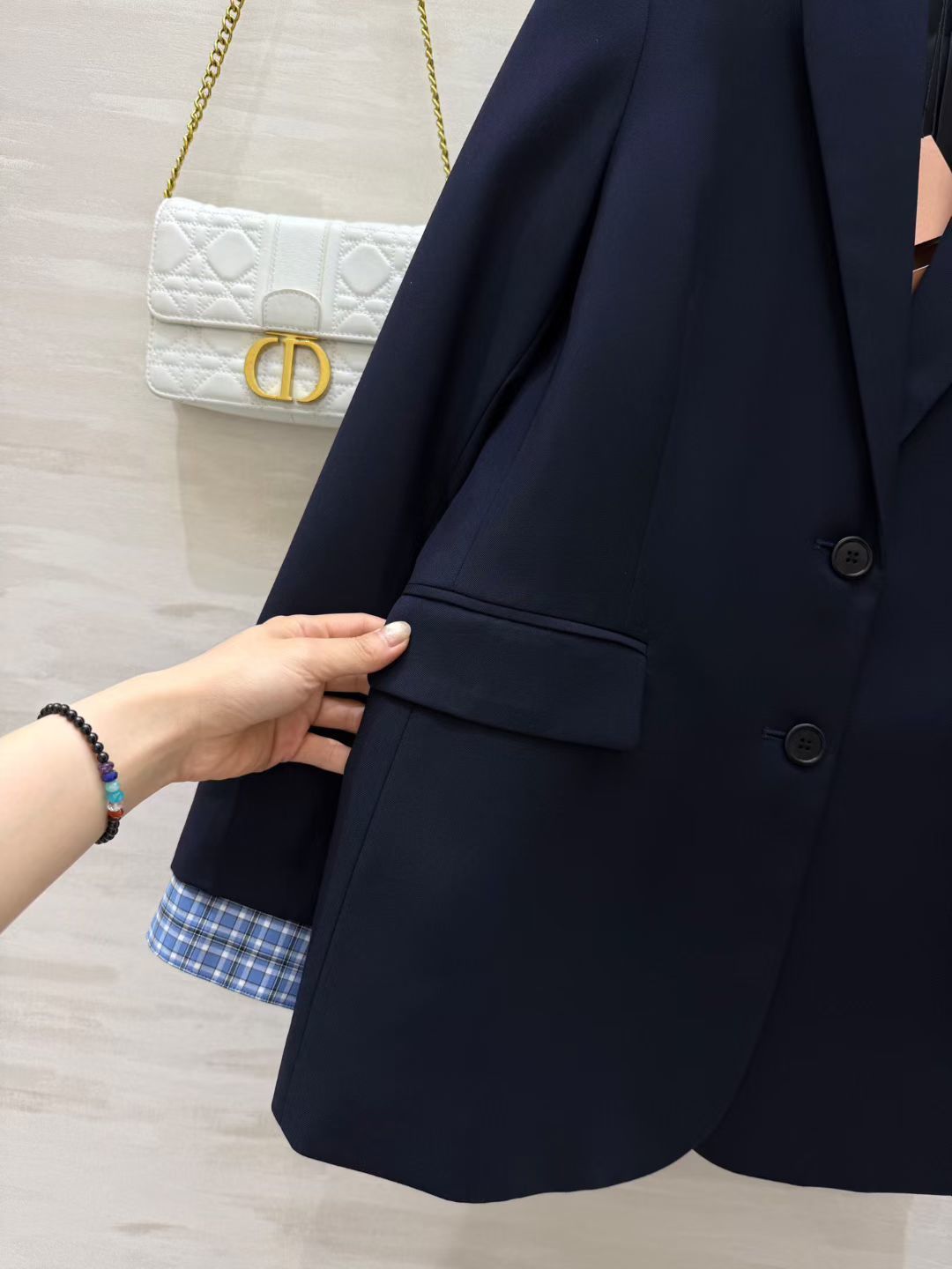 #Miumi♡格纹袖拼接丝毛西装外套 定制丝毛质地 高品质 现货首发size：S/M/L/XL（M码肩宽：37，胸围：1
