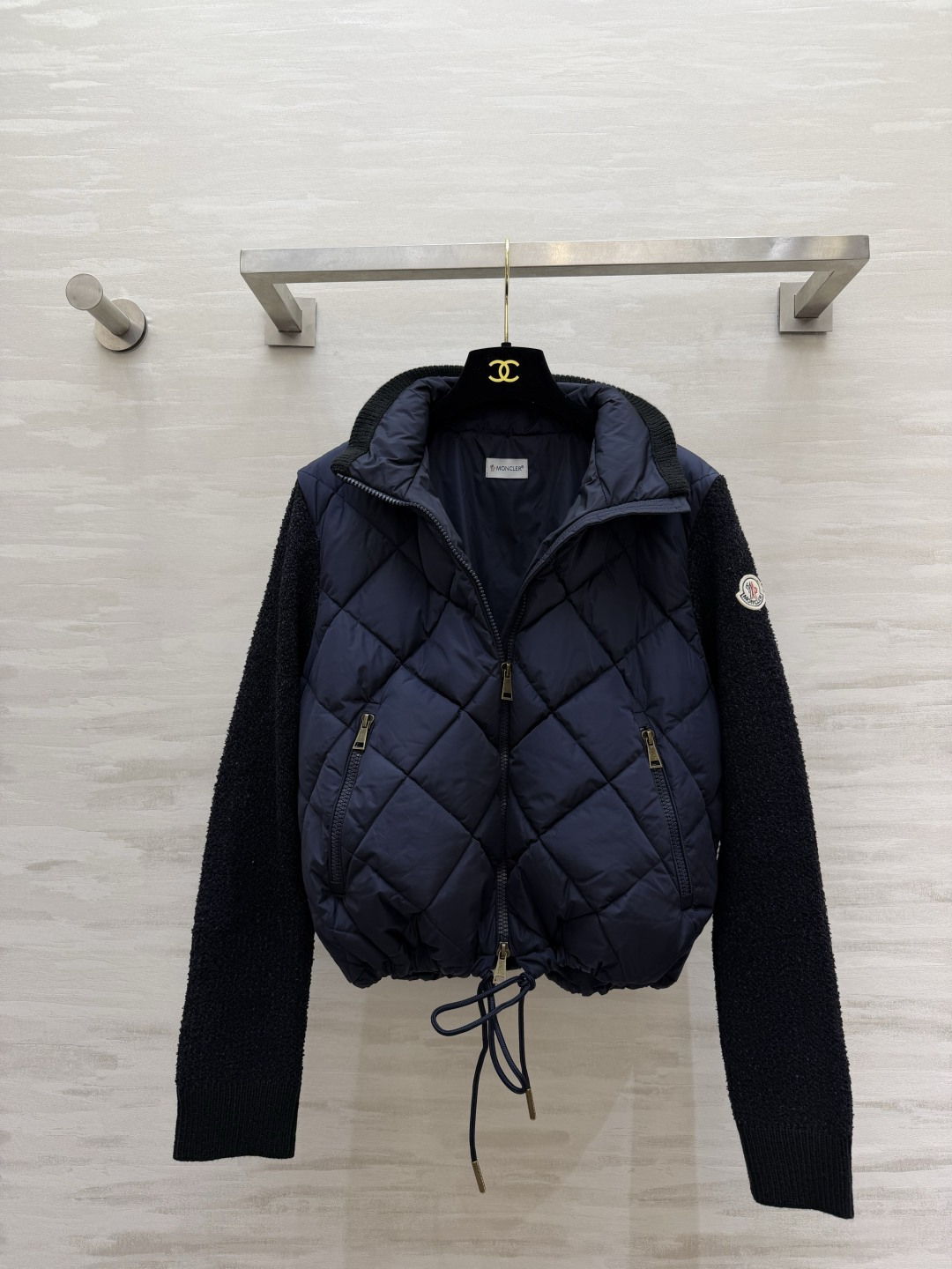 MMMonc²⁶✨菱格拼接针织袖羽绒服 温柔氛围感羽绒外套 两色可选｜米白 / 藏蓝 衣身菱格羽绒裁片 90白鹅绒填充 