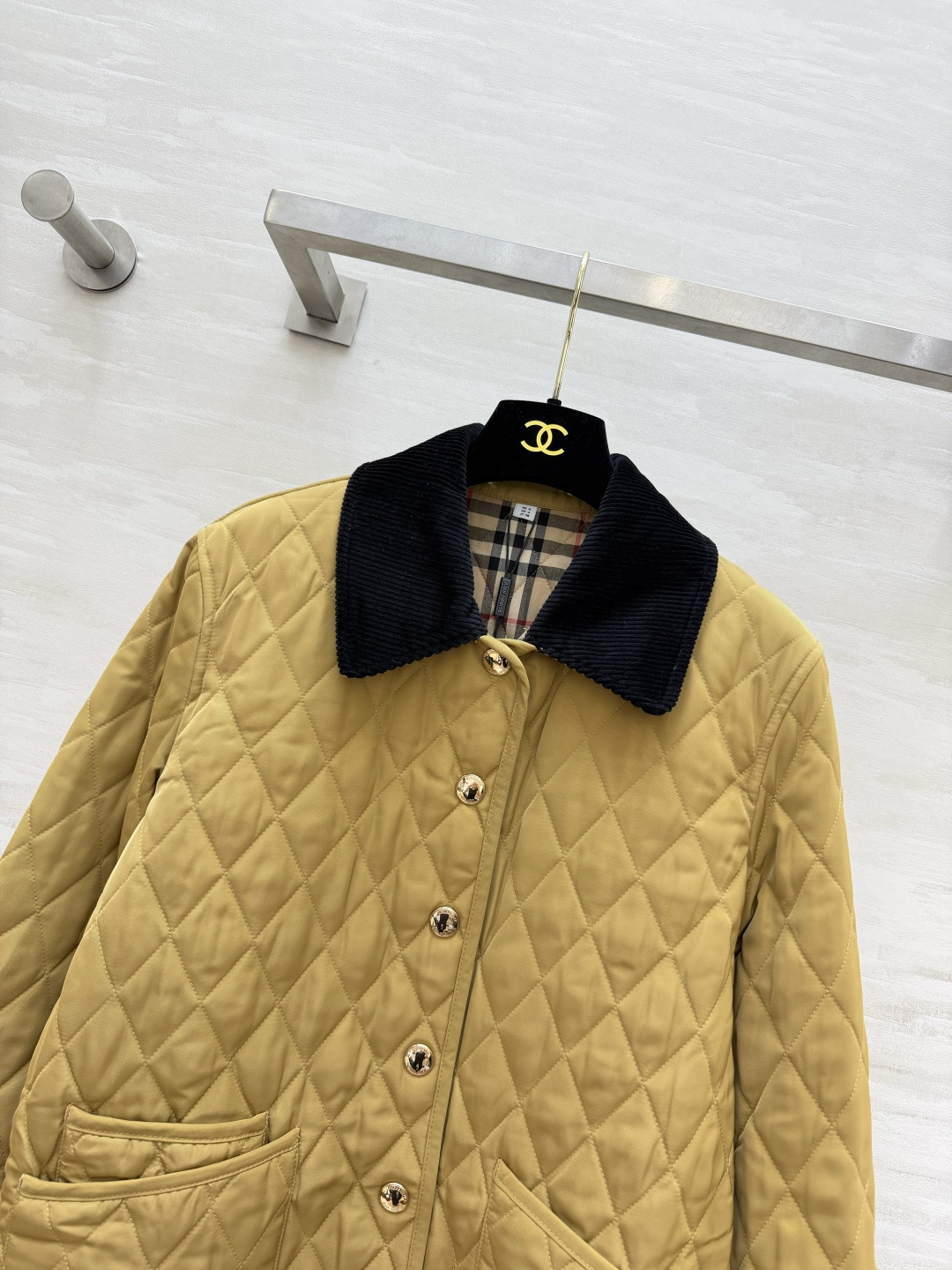 #Burberr♡²⁶秋冬新款棉服🍂和秋冬好适配呀 上身好好看 氛围感满满 经典款时髦又保暖 高品质定制 现货首发siz