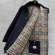 Burberrr♡²⁶灯芯绒领腰带菱格棉服|双色上新🍂经典卡其|沉稳黑色 复古英伦风拉满 菱形衍缝工艺 锁棉均匀 轻薄保 Burberrr♡²⁶灯芯绒领腰带菱格棉服|双色上新🍂经典卡其|沉稳黑色 复古英伦风拉满 菱形衍缝工艺 锁棉均匀 轻薄保