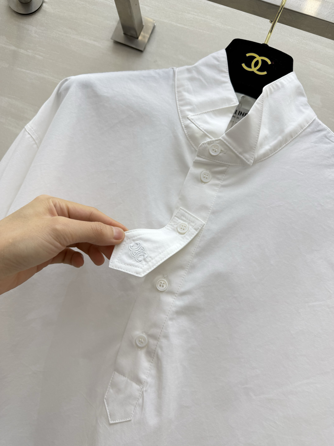 CELI♡FALL²⁶新款飞机领衬衫🩵🤍高品质定制 现货首发size：S/M/L（S码肩宽：50，胸围：106，衣长：6