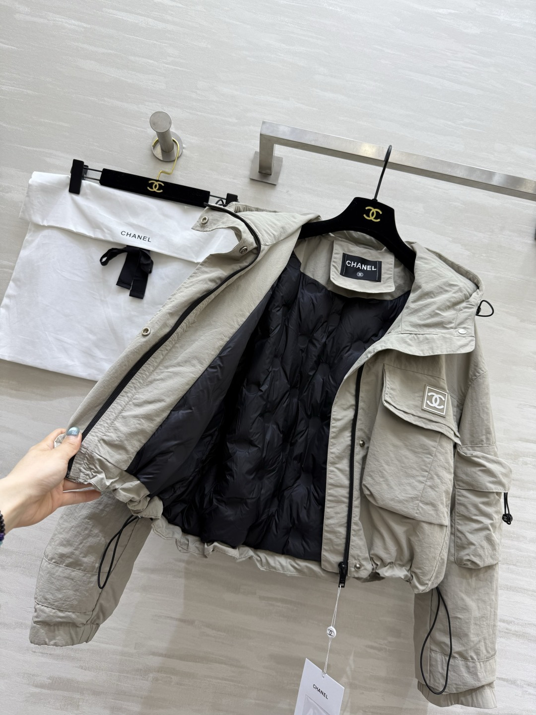 #Chane♡秋冬新款 中古系列 连帽短款夹克羽绒棉服 高品质定制 现货首发size：36/38/40（36码肩宽：54