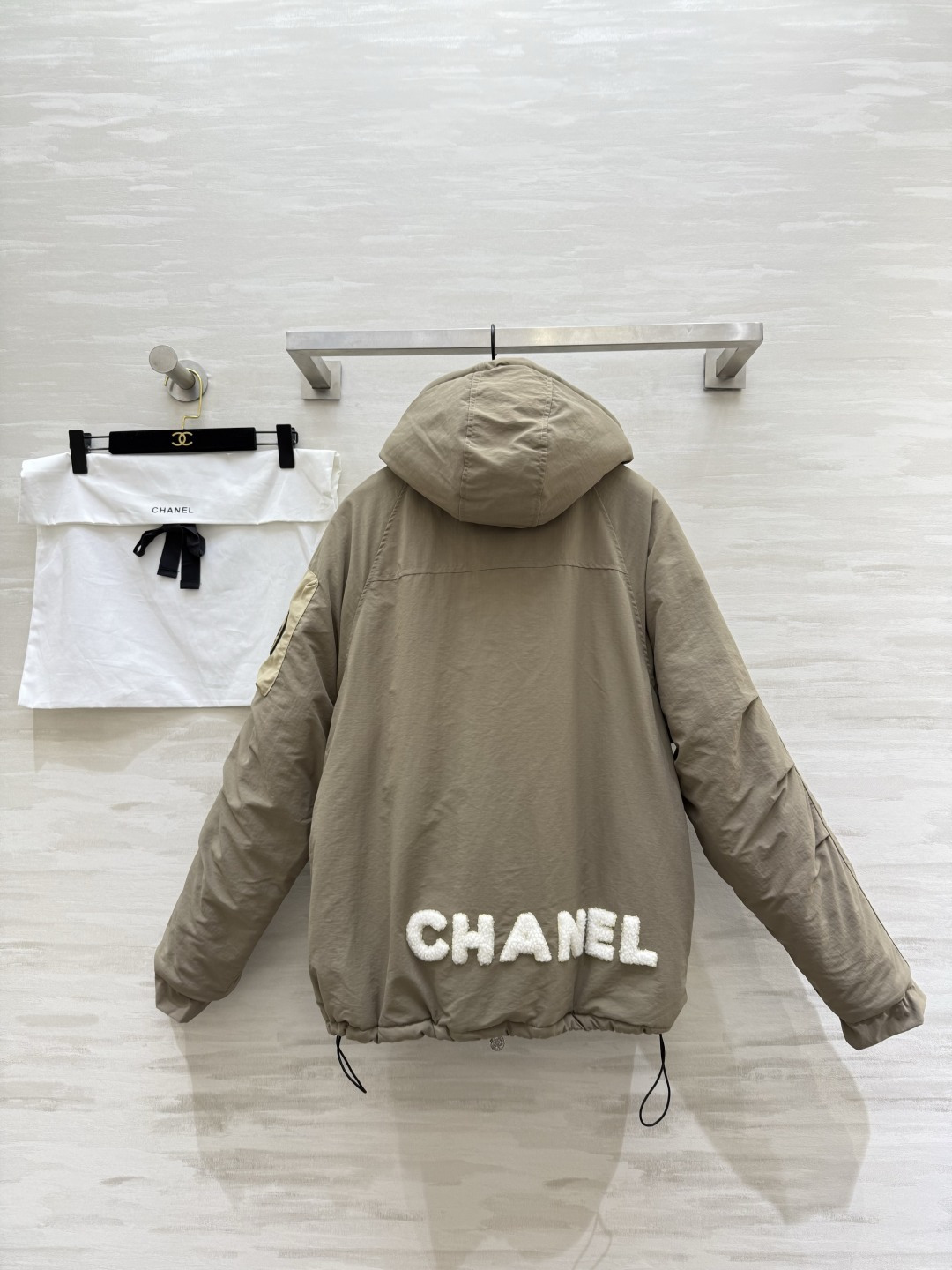 #Chacha秋冬新款 中古系列 连帽设计感羽绒棉服外套 高品质定制 现货首发size：36/38/40（38码胸围：1