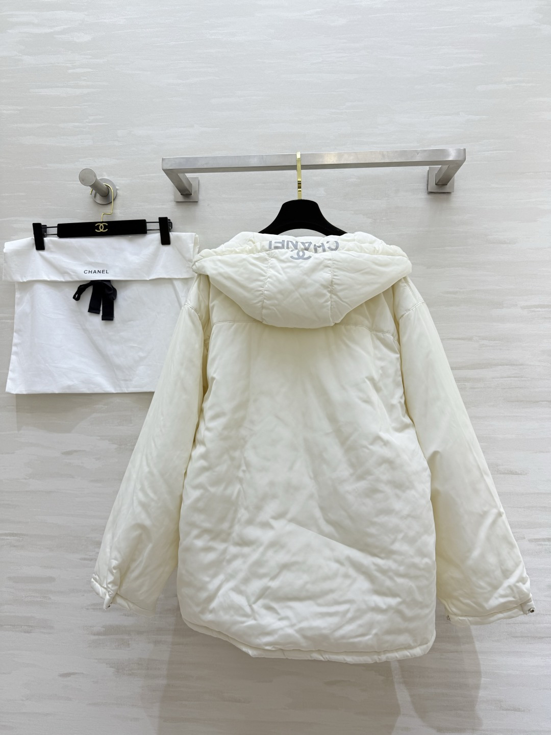 #Chacha♡vintage 连帽抽绳羽绒棉服外套 时髦精休闲减龄单品 连帽与抽绳设计 打造休闲慵懒风 微A字版型上身