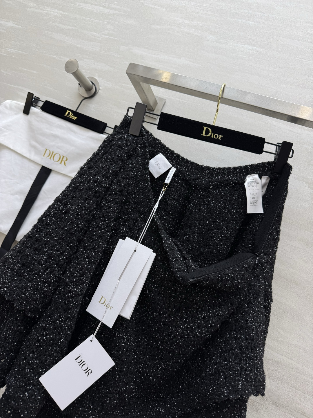 DI0♡²⁶细闪双层针织半裙｜同系列套装款 ▪️混闪针织面料，暗光细闪高级不浮夸 ▪️双层蛋糕裙摆，花边下摆，灵动显瘦 