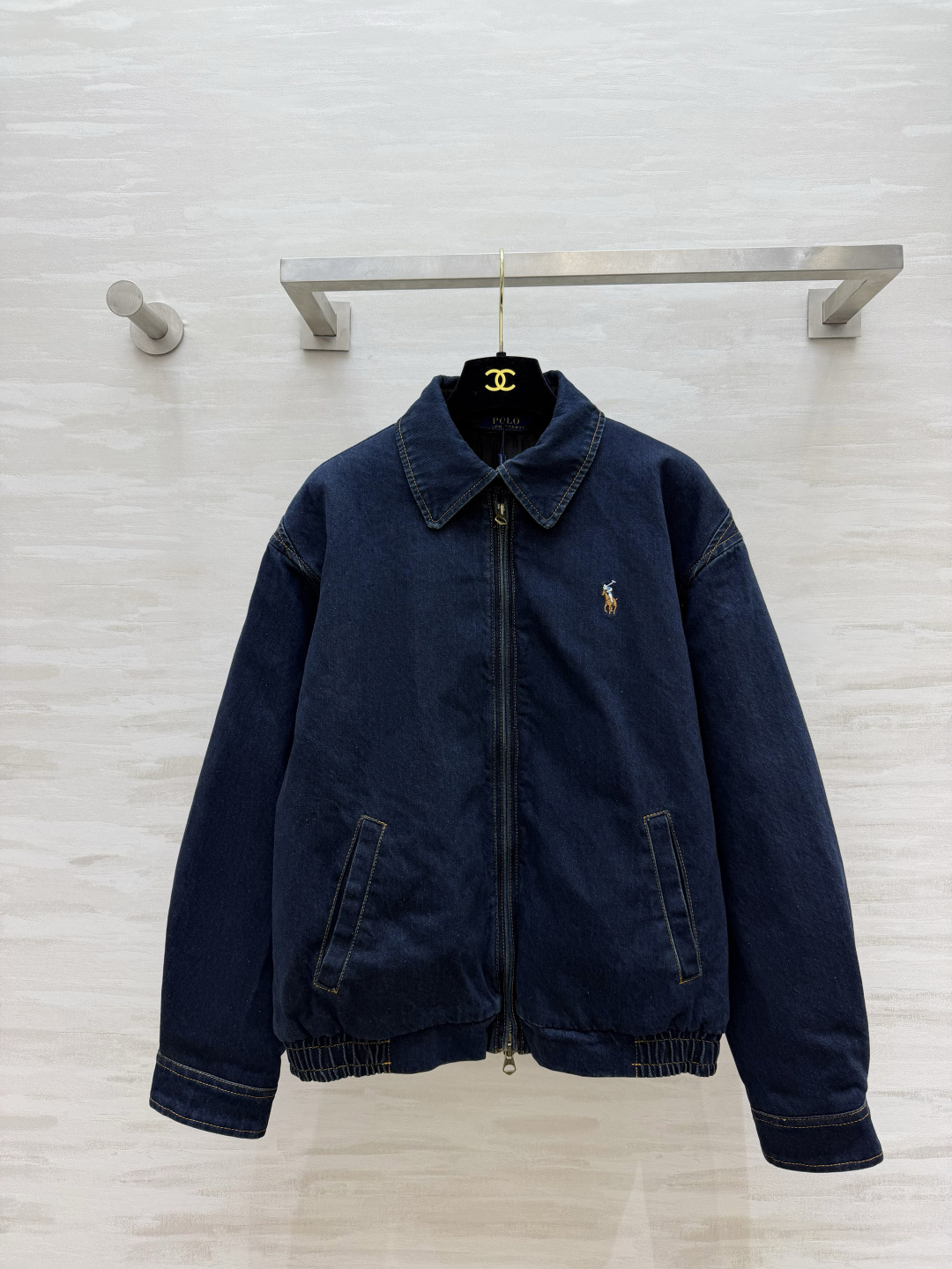 Polo²⁶美式复古牛仔夹棉外套 水洗深蓝,内里夹棉 简约小马刺绣 松弛随性,初冬刚需夹克 size:S/M/L(s码肩 Polo²⁶美式复古牛仔夹棉外套 水洗深蓝,内里夹棉 简约小马刺绣 松弛随性,初冬刚需夹克 size:S/M/L(s码肩