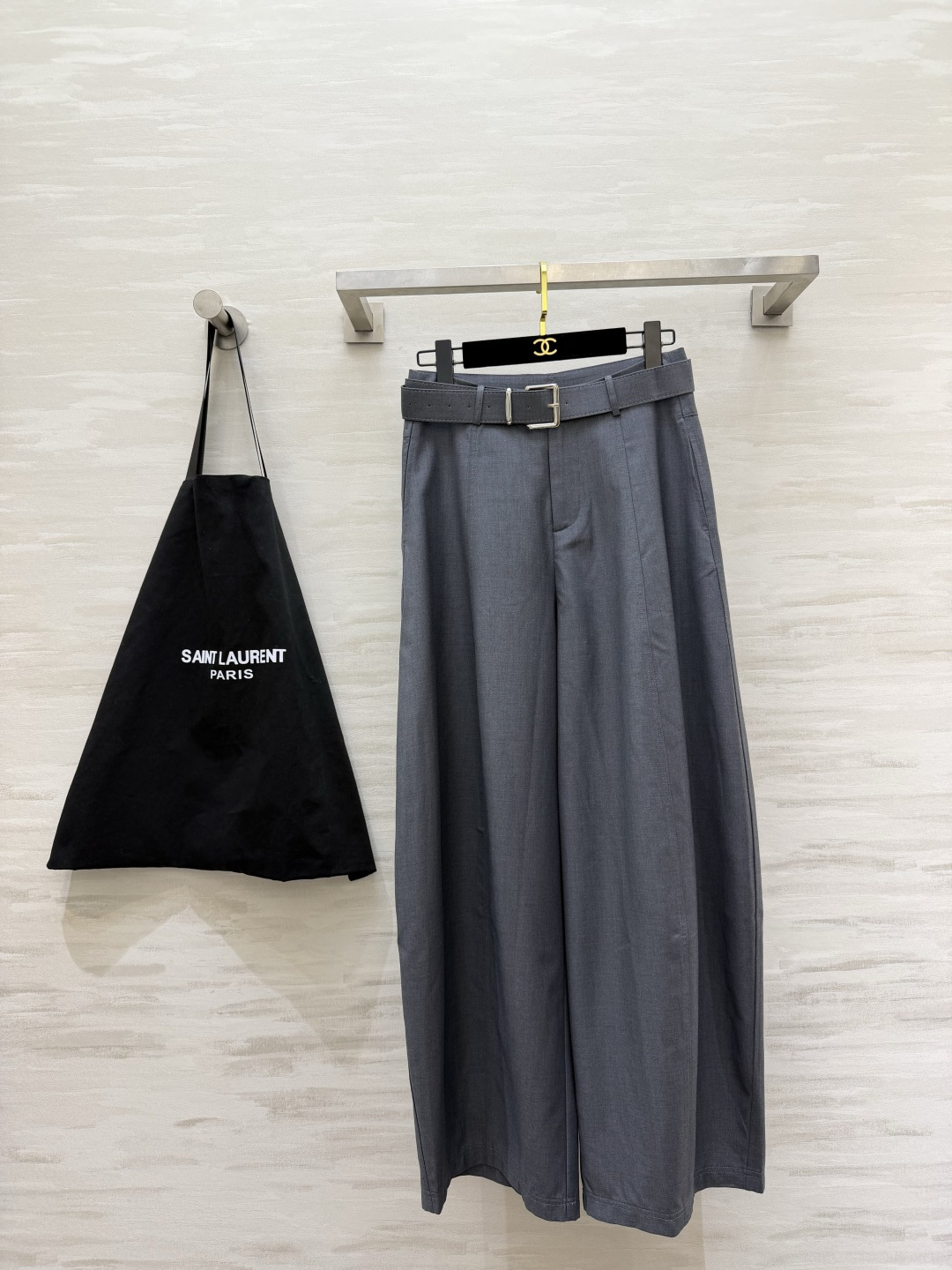ysl²⁶垂感西装阔腿裤 自带腰带|立体压线 松弛高级感,显瘦神裤 size:S/M/L/XL(M码腰围:70,裤长:1 ysl²⁶垂感西装阔腿裤 自带腰带|立体压线 松弛高级感,显瘦神裤 size:S/M/L/XL(M码腰围:70,裤长:1
