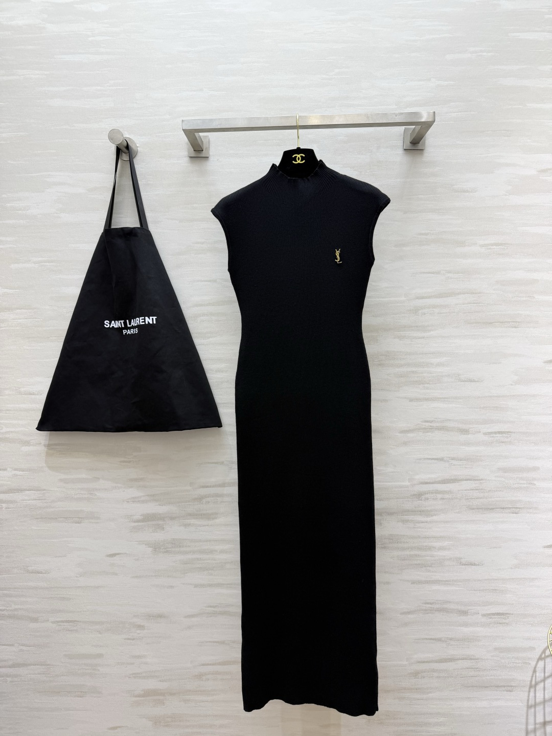 ysl²⁶半高领羊毛针织长裙 修身坑条|复古高级 单穿叠穿都出彩 size:S/M/L(M码弹力胸围:72,裙长:130 ysl²⁶半高领羊毛针织长裙 修身坑条|复古高级 单穿叠穿都出彩 size:S/M/L(M码弹力胸围:72,裙长:130