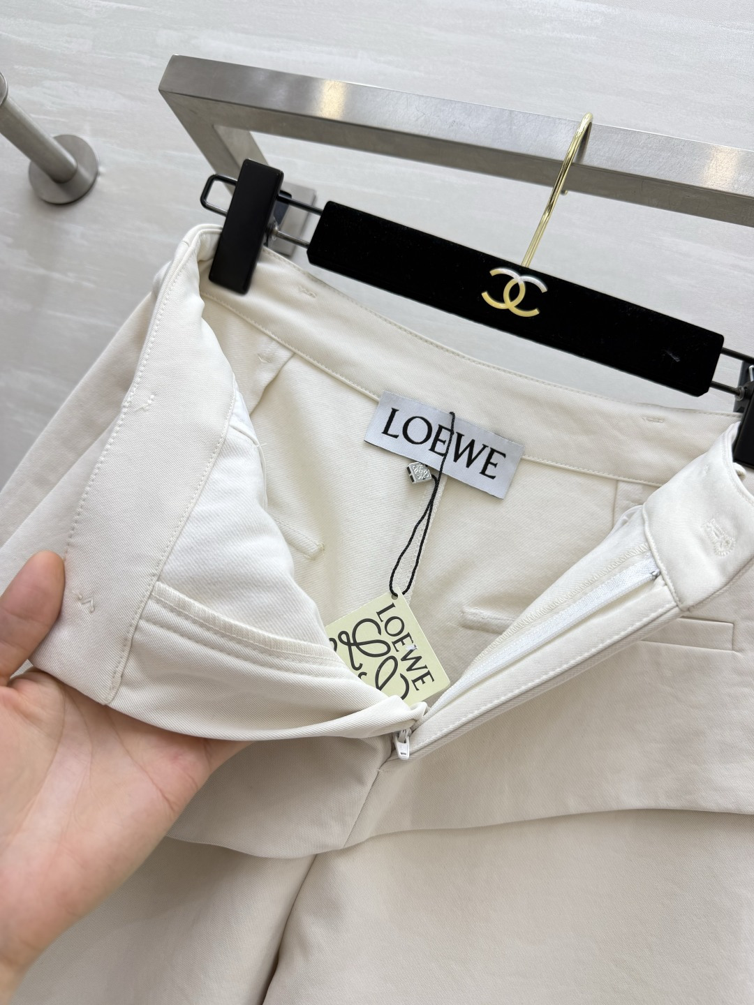 ✨Loew♡²⁶设计感假腰头阔腿裤 高腰版型｜修饰腰腹 拉长比例 肌理感面料 挺括不软塌 三色可选：米白｜深棕｜黑色梨形