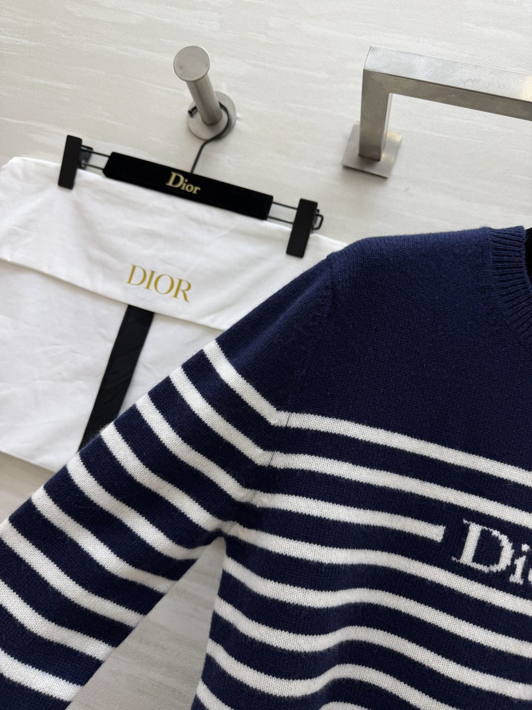 CD♡²⁶字母横条纹 100%山羊绒长袖毛衣 size：S/M/L（）