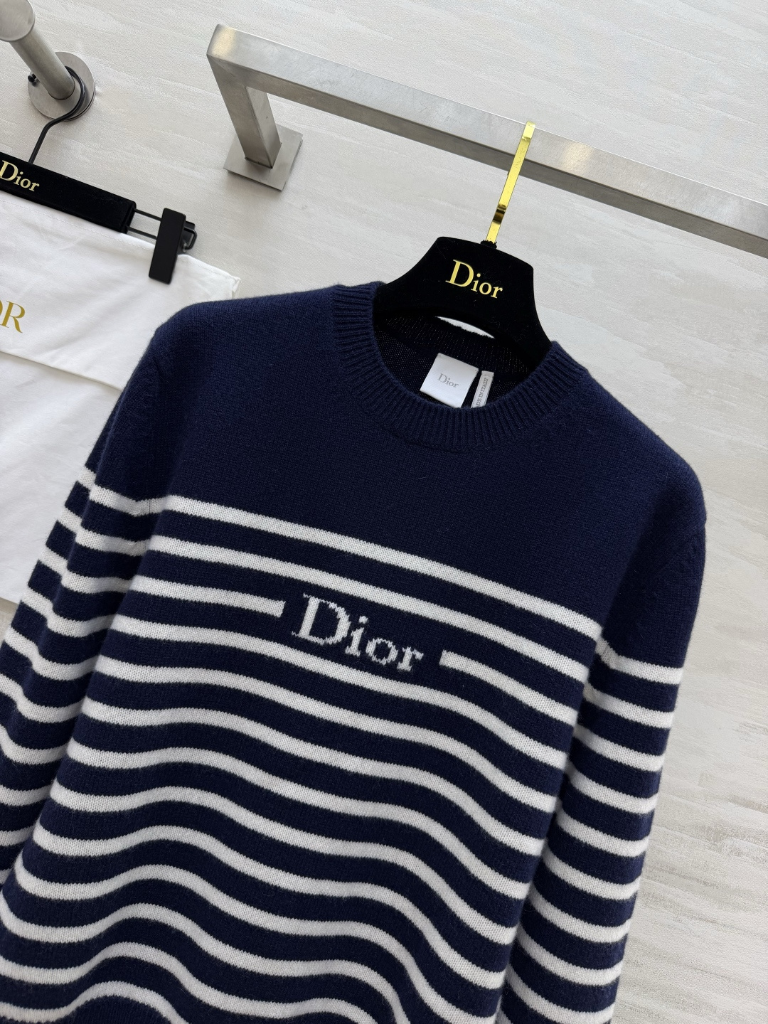 CD♡²⁶字母横条纹 100%山羊绒长袖毛衣 size：S/M/L（）