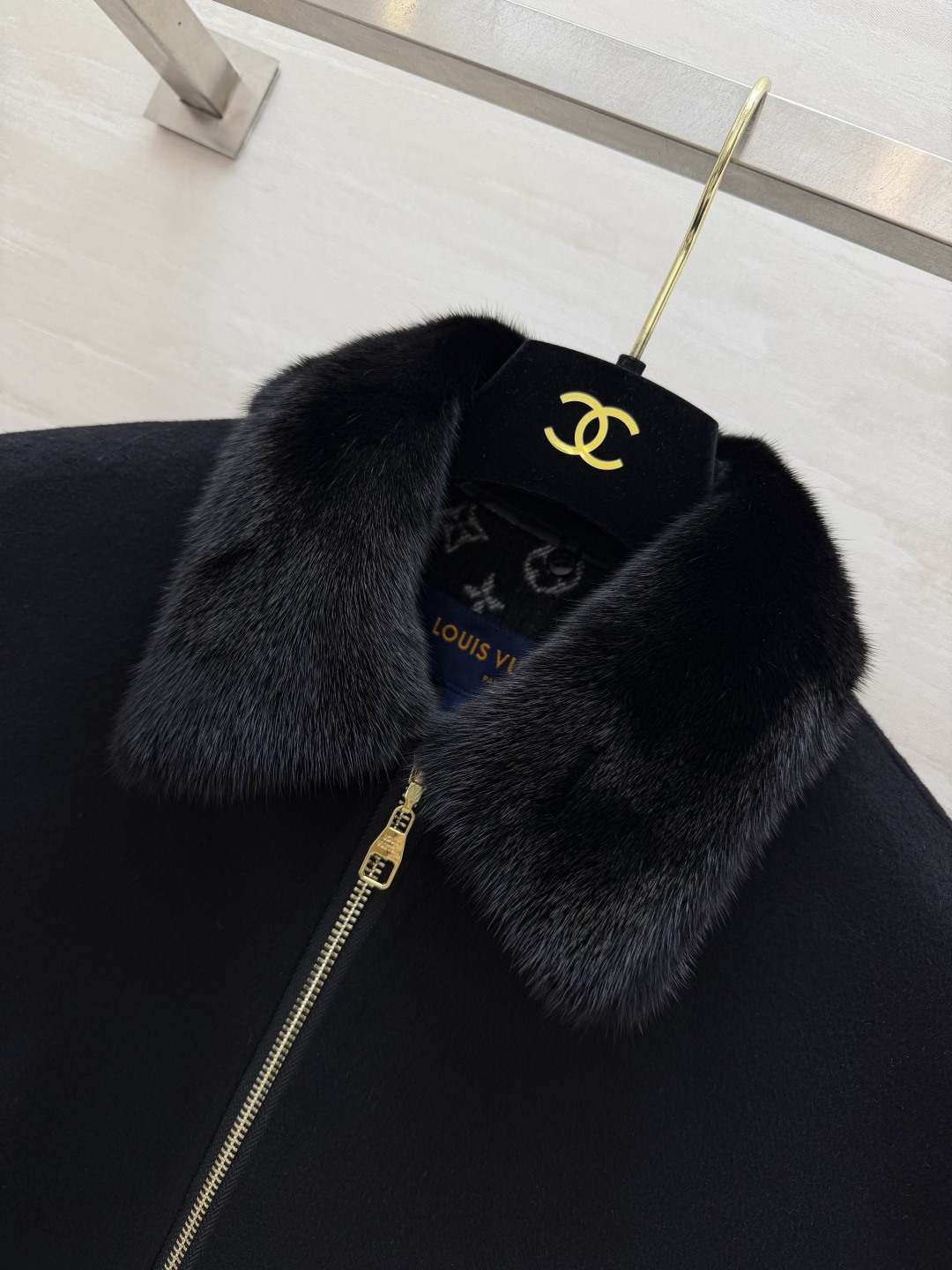 L♡²⁶水貂毛领 羊毛马甲 size：S/M/L（）