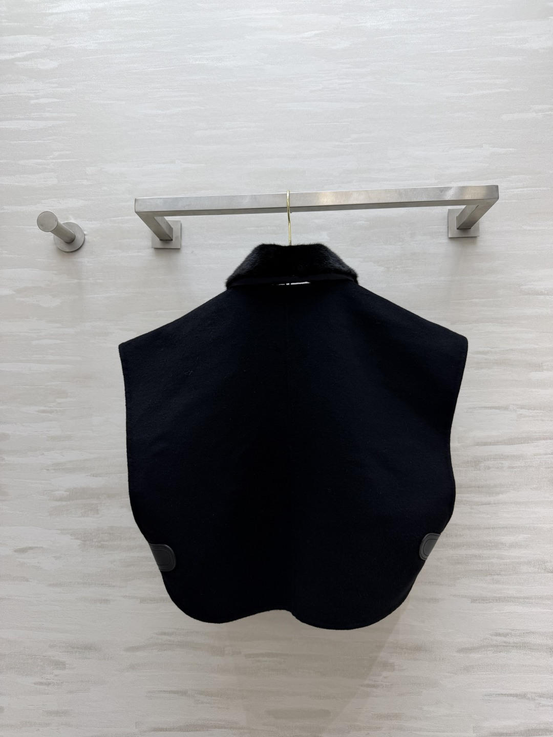 L♡²⁶水貂毛领 羊毛马甲 size：S/M/L（）