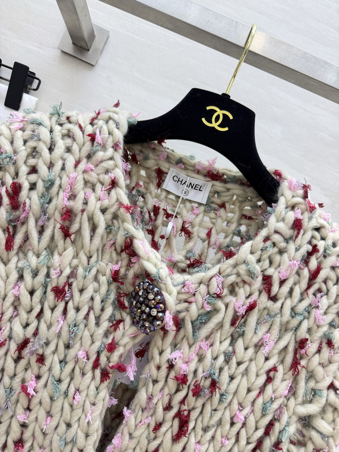 CC♡²⁶手工粗线杂色针织马甲｜温柔浪漫氛围感 重磅粗棒针手工感织法 肌理蓬松厚实 软糯有分量 上身自带温暖感 米白基底