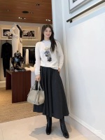 Po Family Early spring new simple solid color bears sequin flowers, knitting round collar long sleeve top color: white black size: 36.38.40 1 Po Family Early spring new simple solid color bears sequin flowers, knitting round collar long sleeve top color: white black size: 36.38.40
