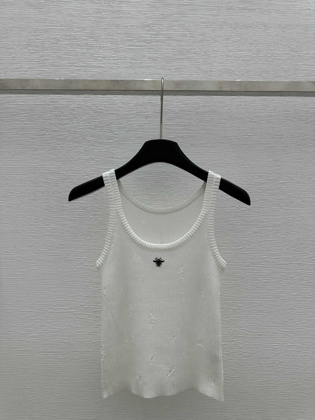 NO:307017,D Home Early Spring New Style Simple Sling Knitted Back Color White Size 36.38.40, Dior, Alexander wang19860909D家  早春新款 简约吊带破洞针织背 颜色白色 尺码36.38.40,,dior,alexander wang,Women's clothing